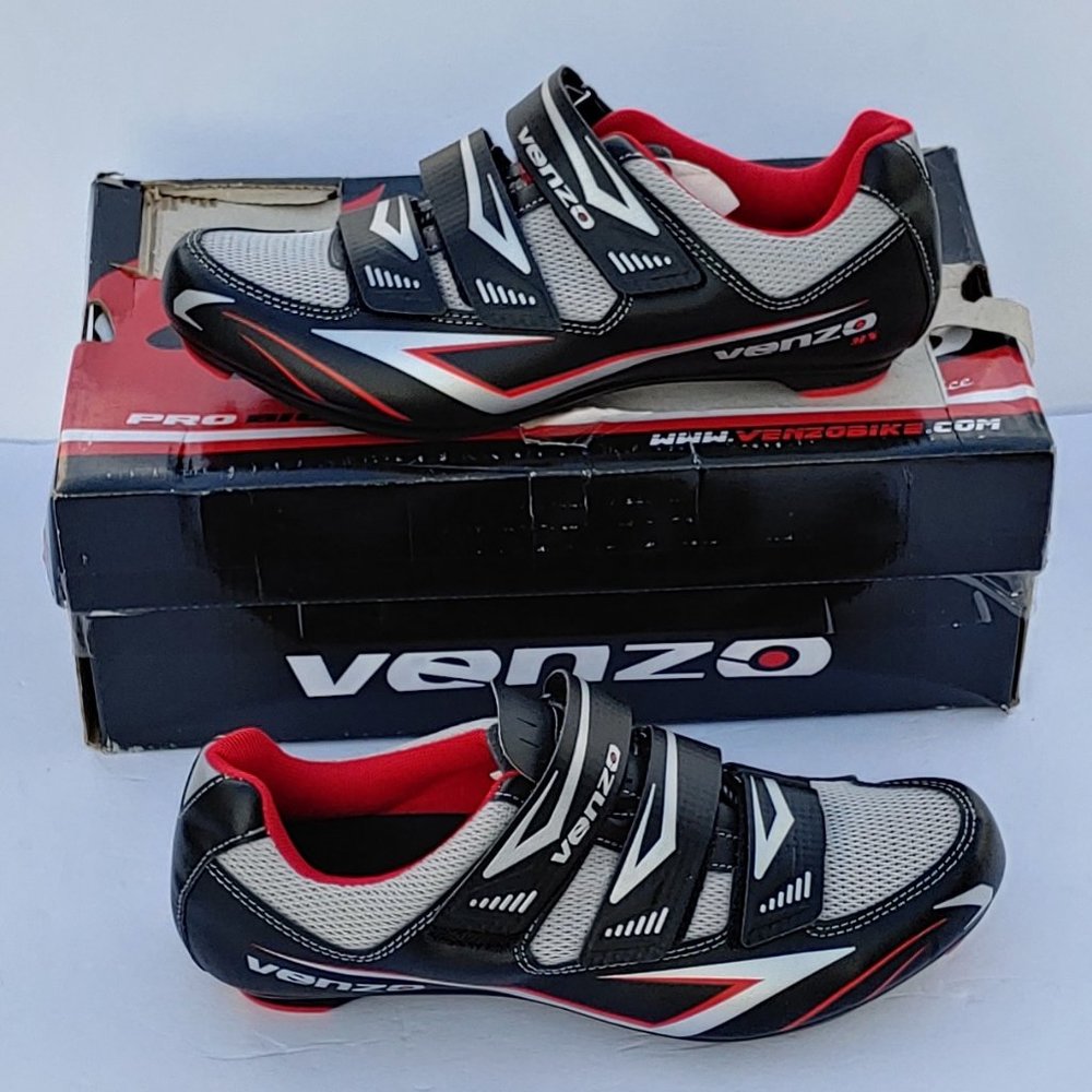 Venzo Bicycle Men’s Road Cycling Riding Shoes. Unisex size 10 women size 8.5 men